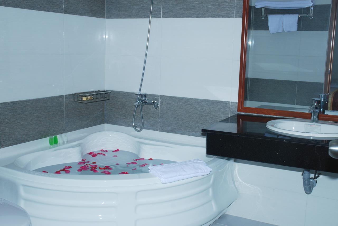 Golf Star Hotel Ho Chi Minh City Bagian luar foto